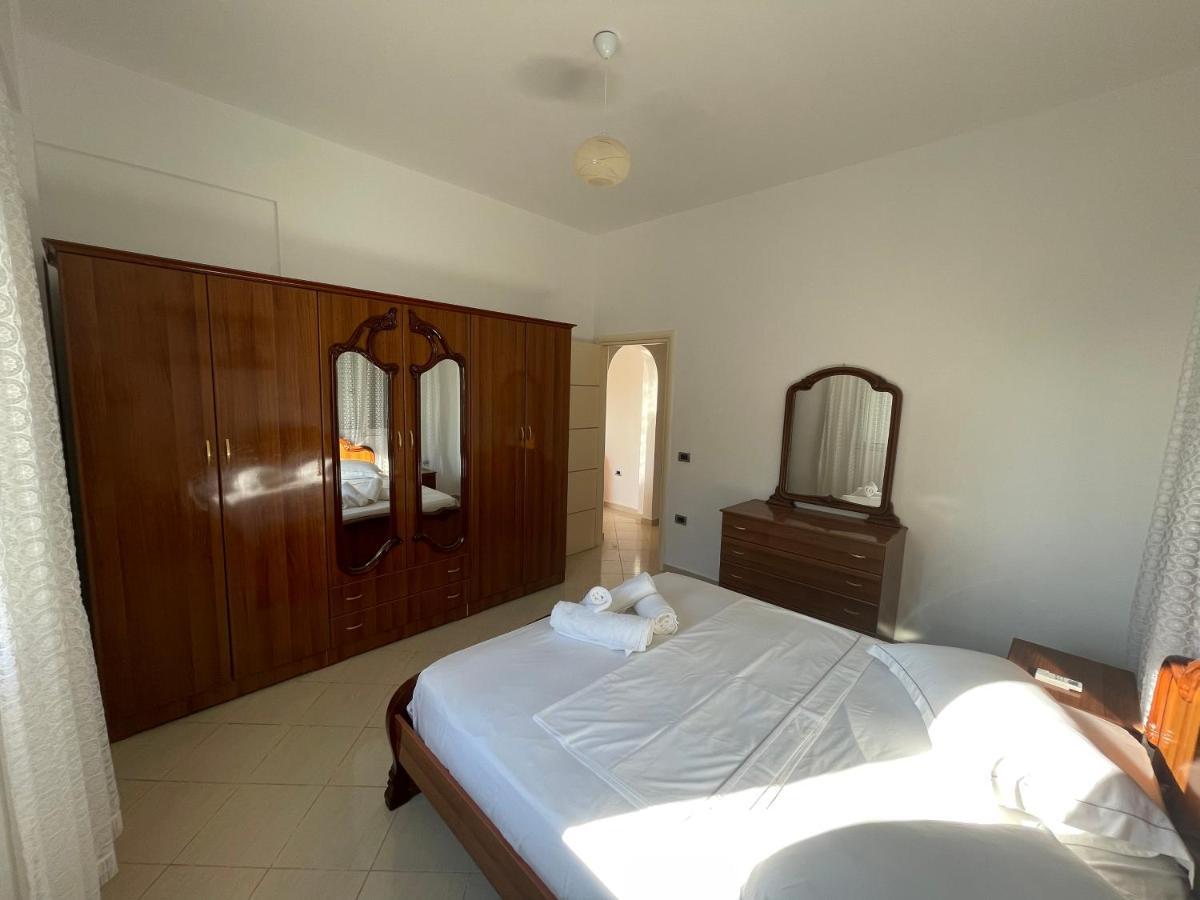Villa Sildi Sarande Luaran gambar